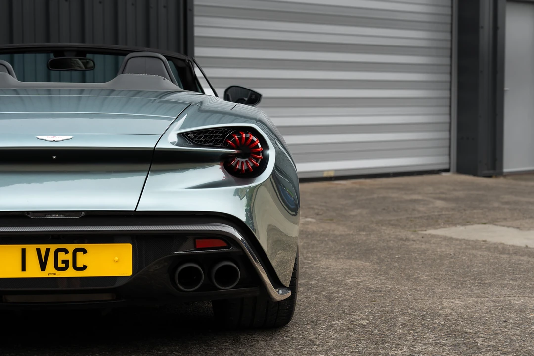 2018 Aston Martin Vanquish 2nd Gen - Image 26 of 31