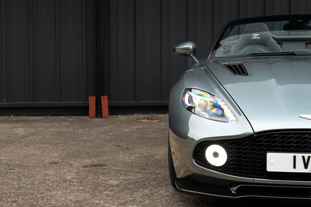 2018 Aston Martin Vanquish 2nd Gen - Image 17 of 31