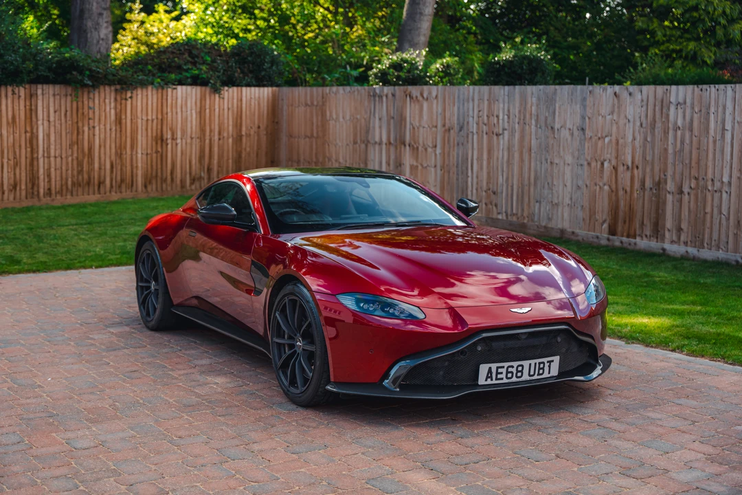 2018 Aston Martin V8 Vantage (2006-2017) - Image 4 of 31
