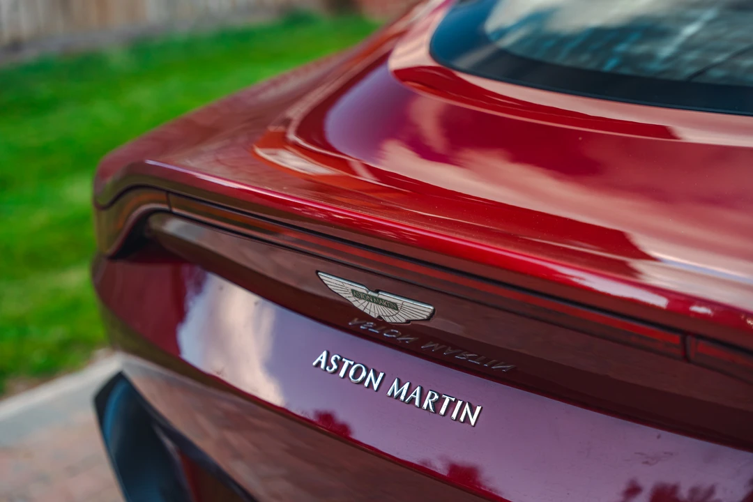 2018 Aston Martin V8 Vantage (2006-2017) - Image 19 of 31