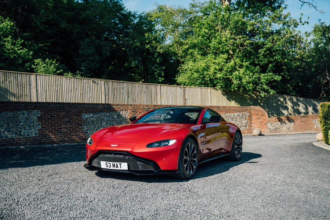 2018 Aston Martin V12 Vantage (2010-2018) - Image 4 of 31