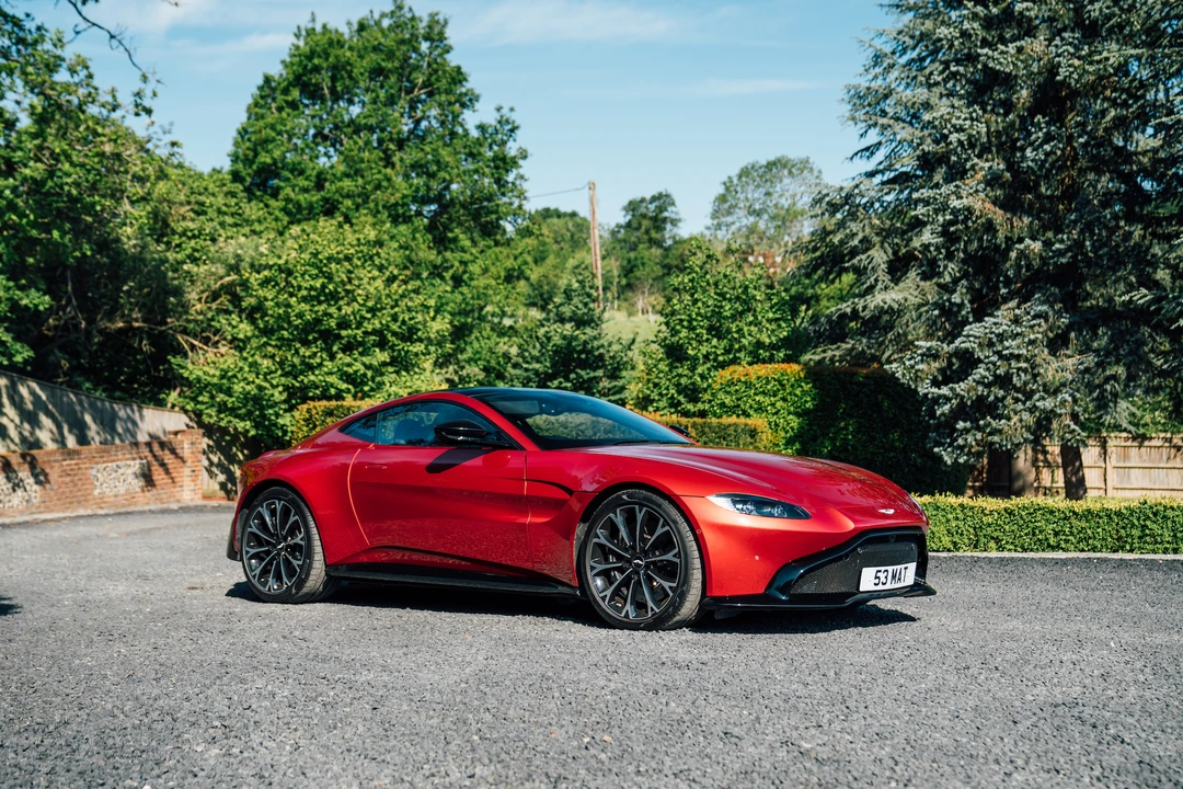 2018 Aston Martin V12 Vantage (2010-2018) - Image 26 of 31
