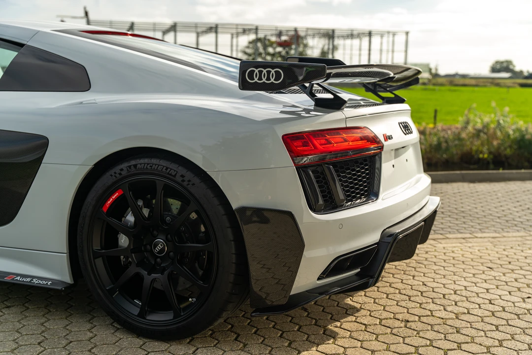 2018 Audi 4S R8 - Image 27 of 31