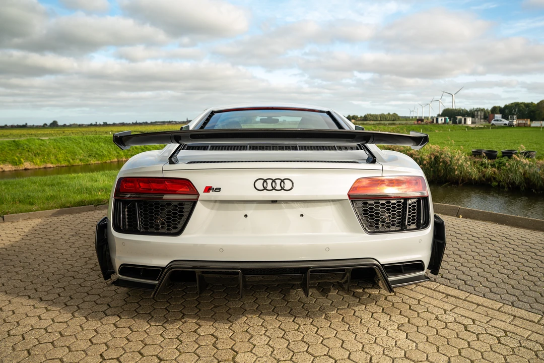 2018 Audi 4S R8 - Image 8 of 31