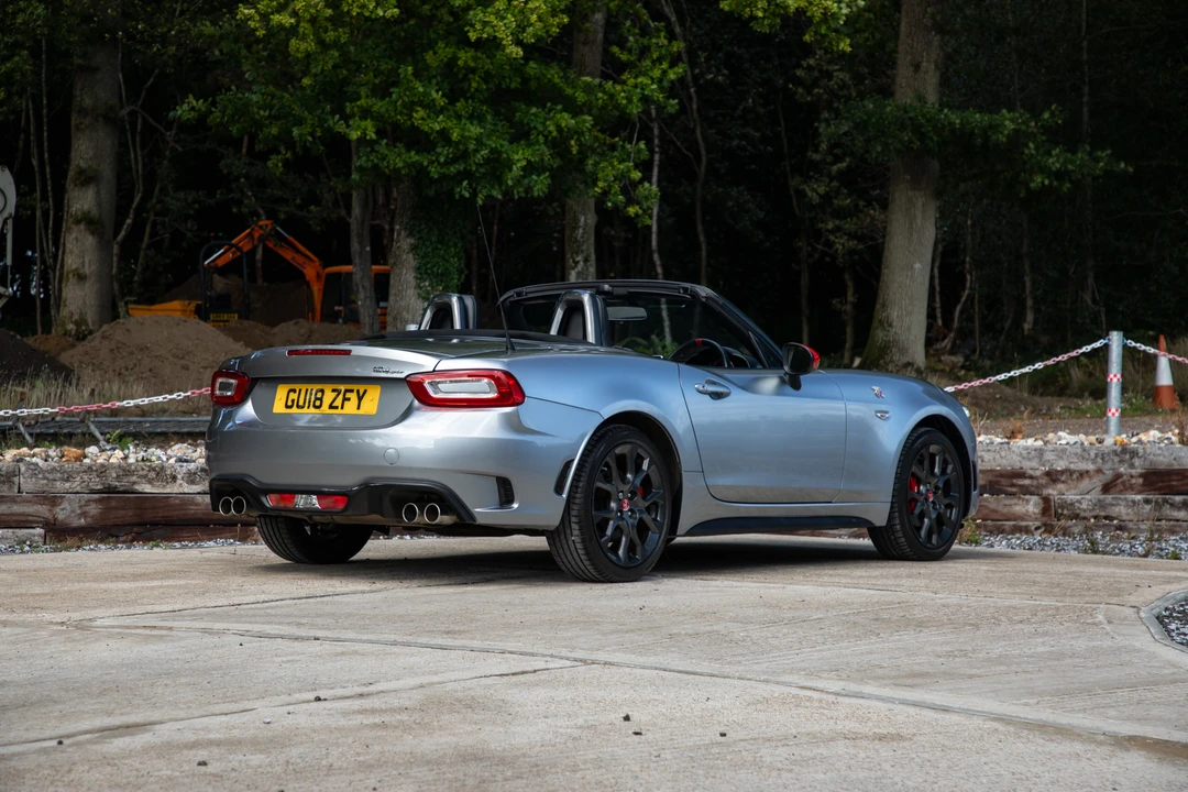 2018 Fiat 124 Spider - Image 7 of 31