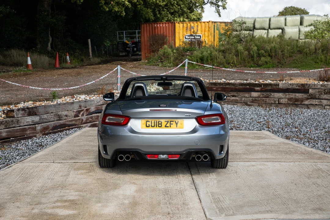2018 Fiat 124 Spider - Image 19 of 31