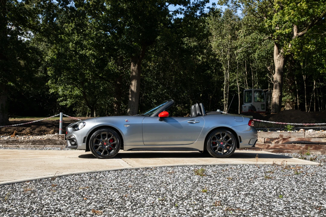 2018 Fiat 124 Spider - Image 4 of 31