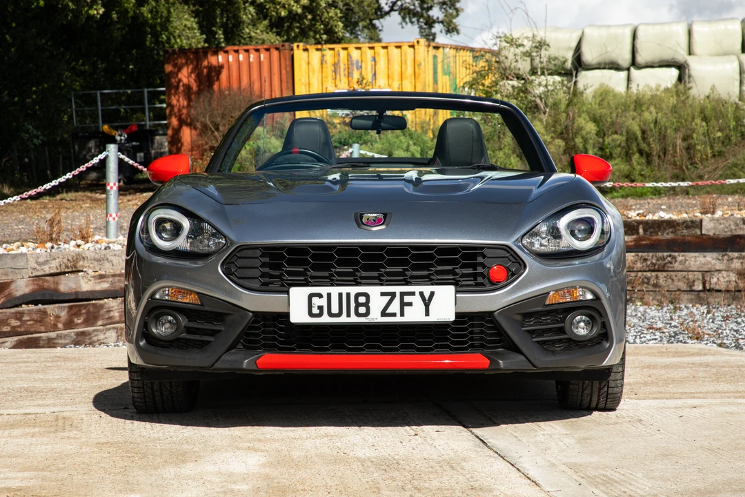2018 Fiat 124 Spider - Image 2 of 31