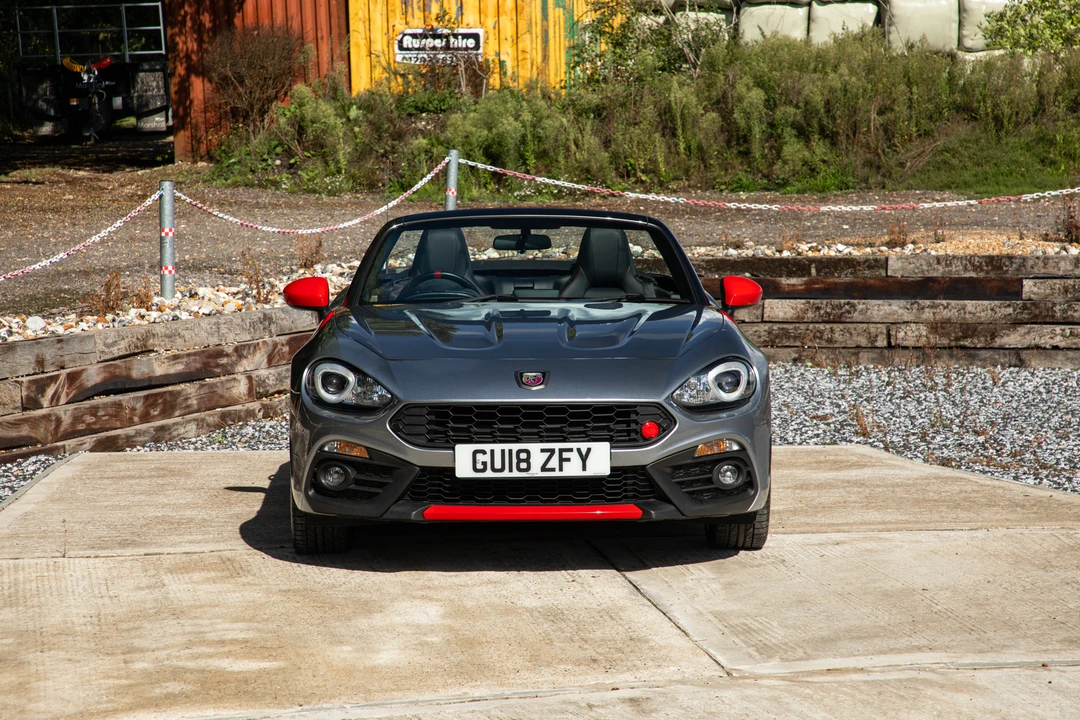 2018 Fiat 124 Spider - Image 28 of 31