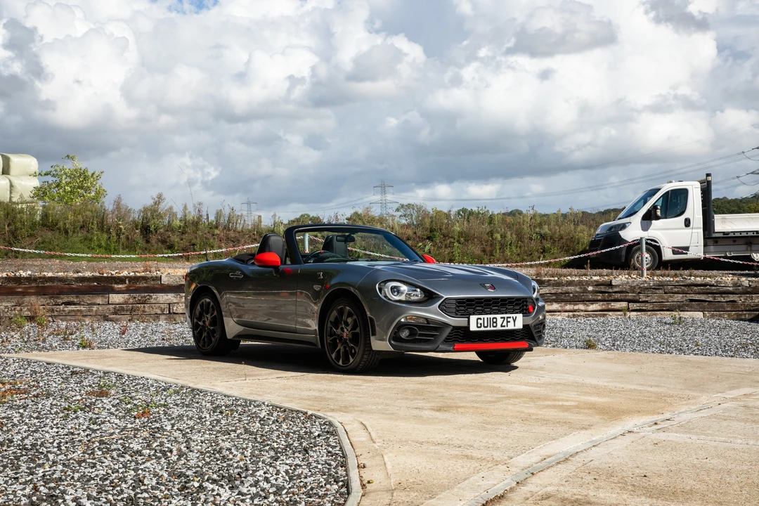 2018 Fiat 124 Spider - Image 31 of 31