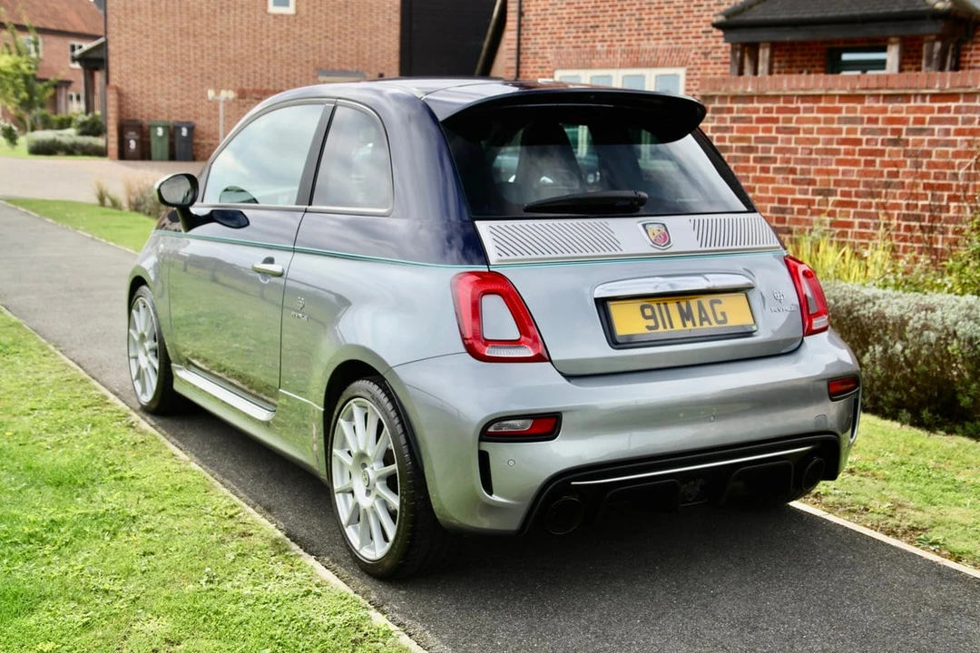 2018 Abarth - Image 9 of 30