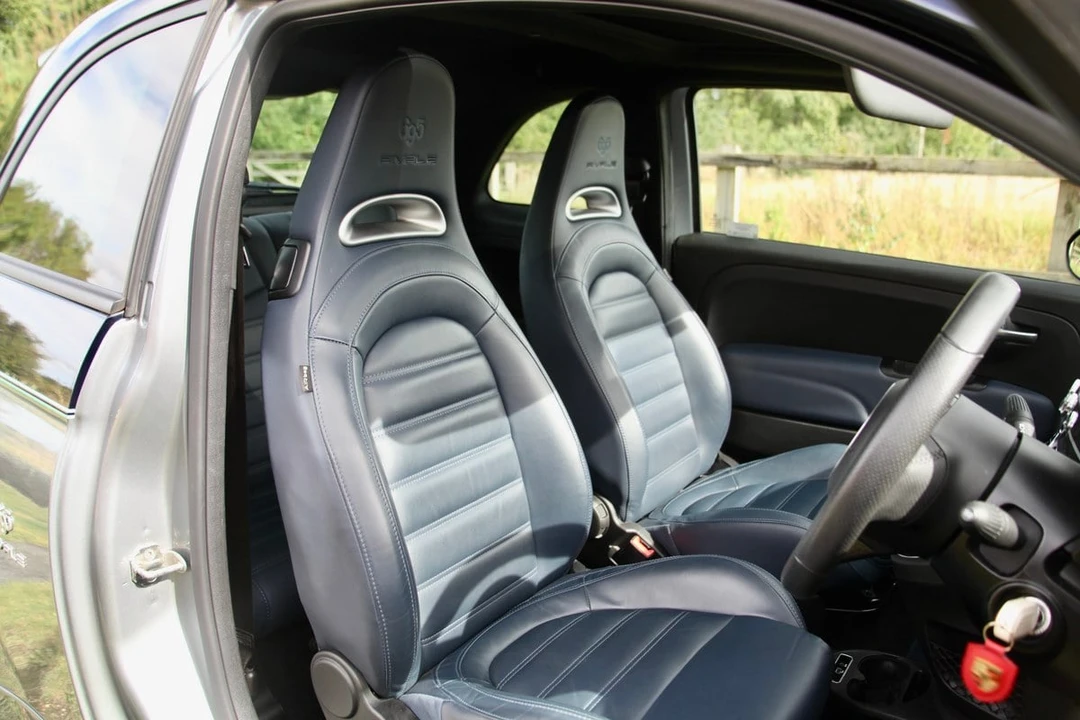 2018 Abarth - Image 22 of 30