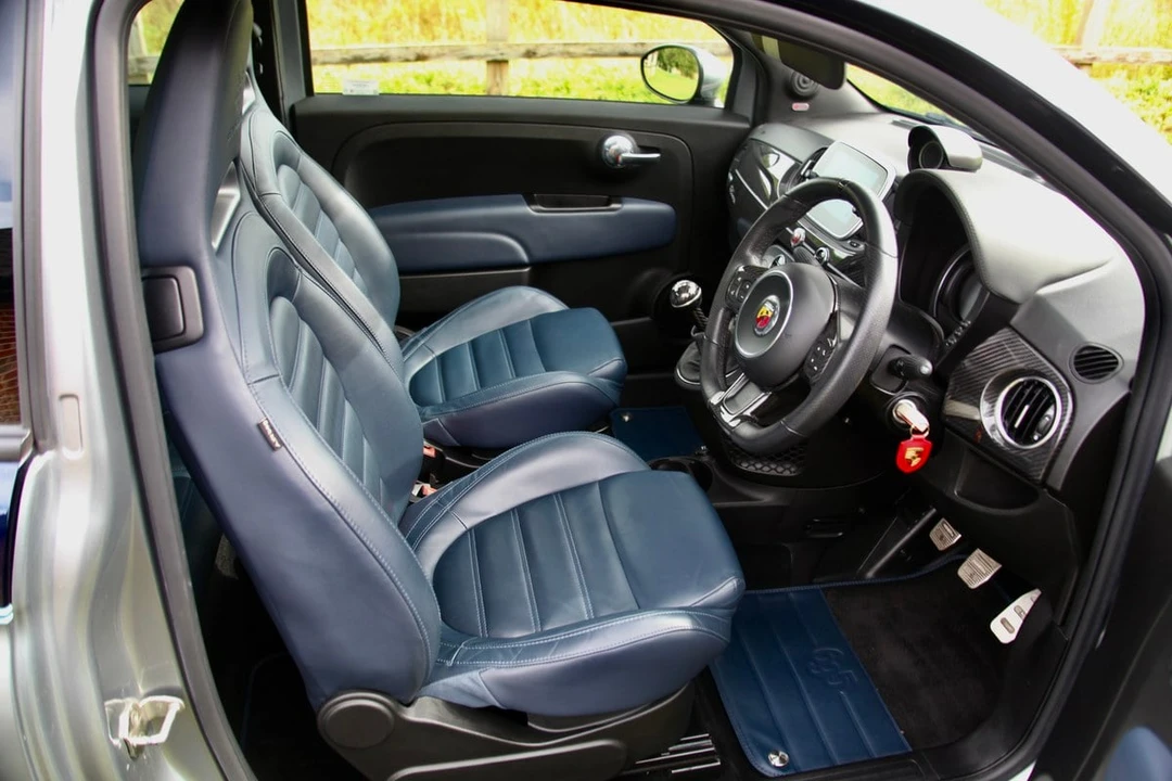 2018 Abarth - Image 21 of 30