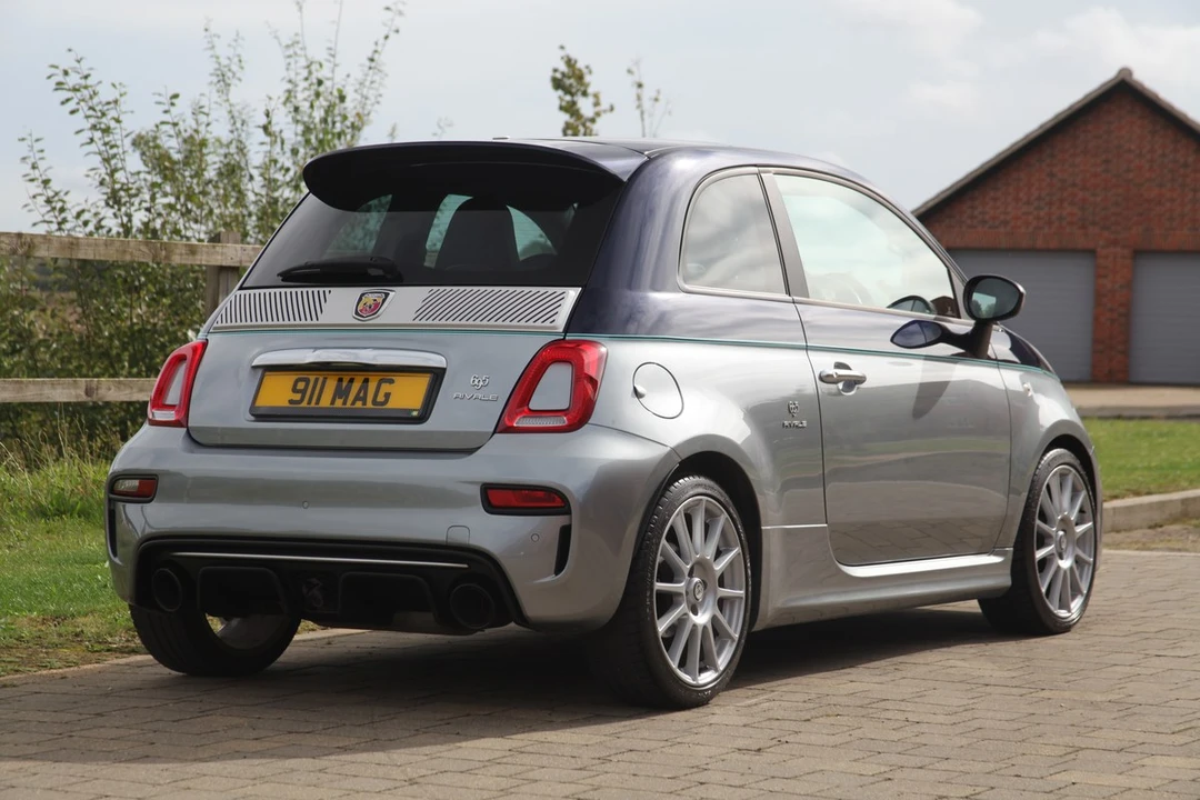 2018 Abarth - Image 12 of 30