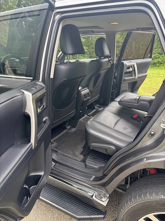 2018 Toyota 4Runner 5th Gen - Image 7 of 10