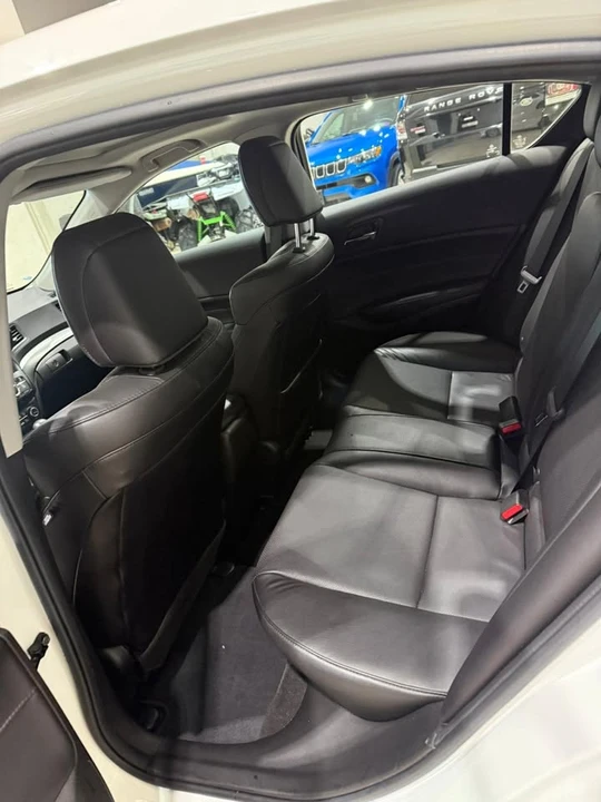 2018 Acura ILX - Image 11 of 16