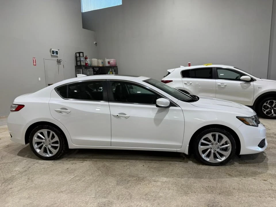 2018 Acura ILX - Image 8 of 16