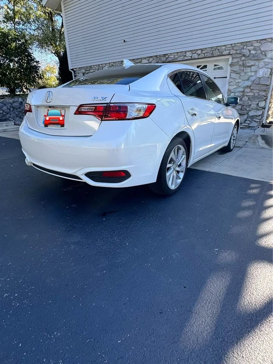 2018 Acura ILX - Image 2 of 10