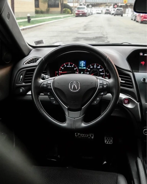 2018 Acura ILX - Image 12 of 16