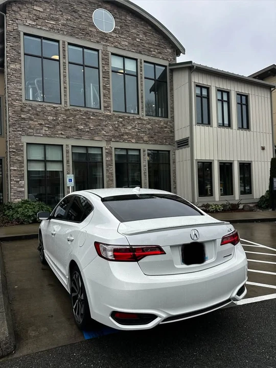 2018 Acura ILX - Image 5 of 12