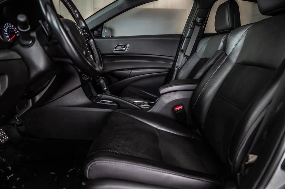 2018 Acura ILX - Image 13 of 20