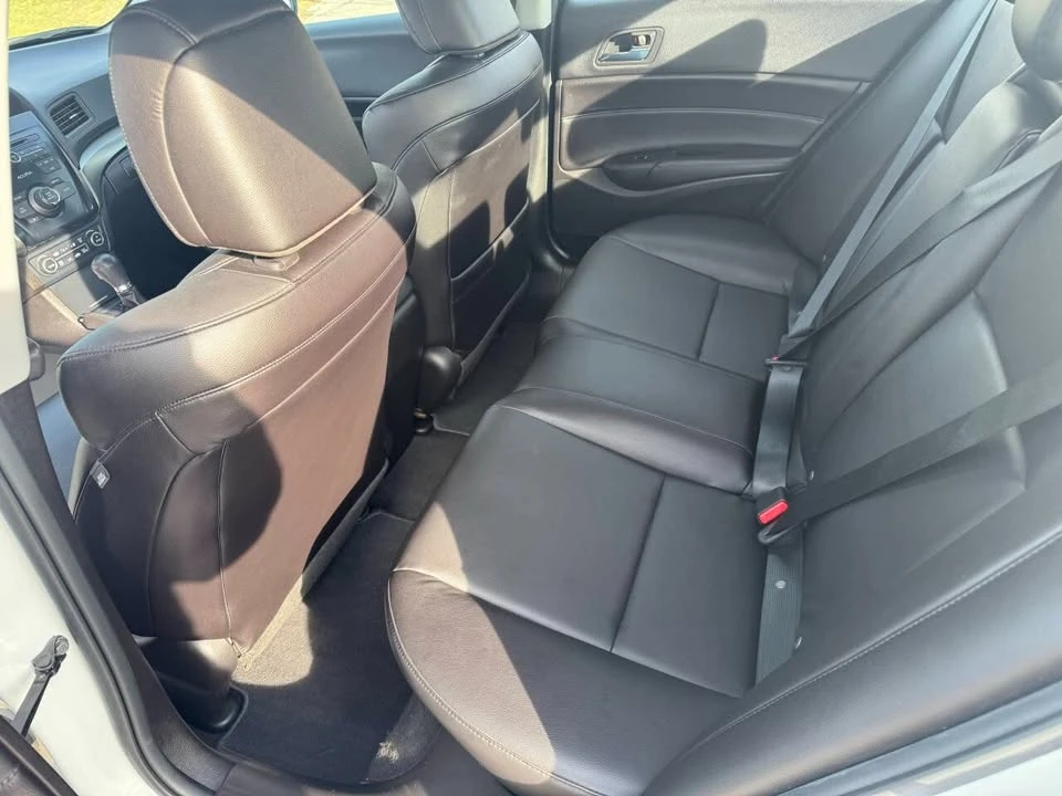 2018 Acura ILX - Image 16 of 20