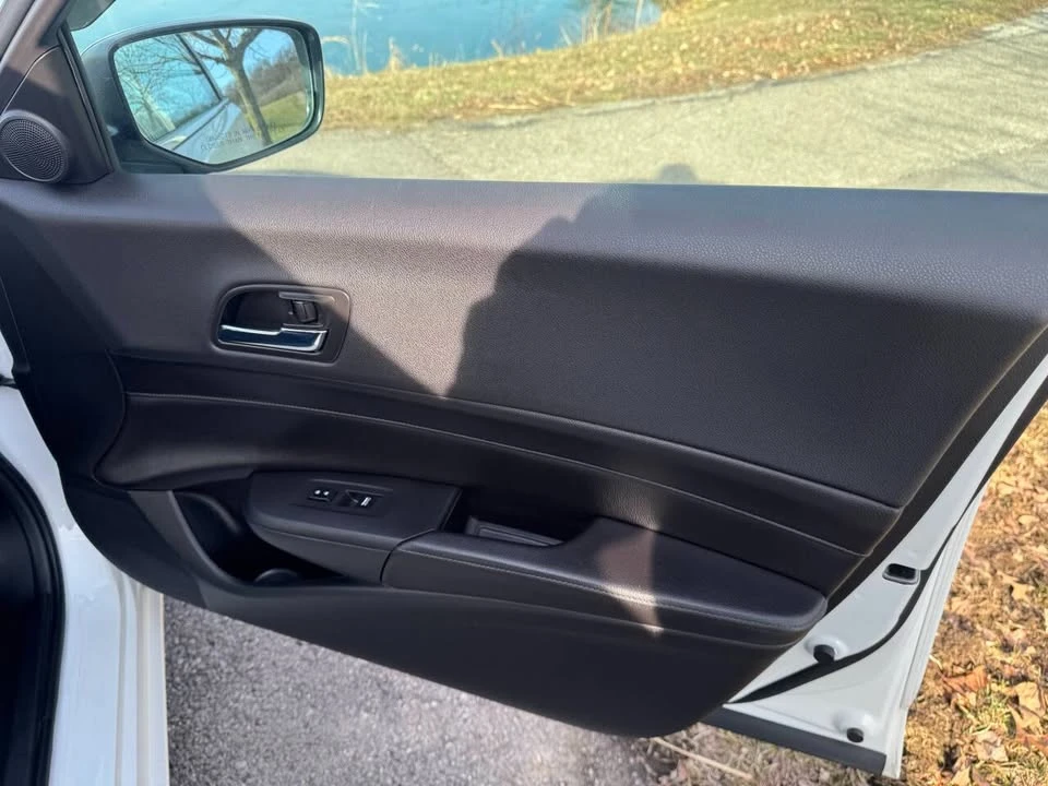 2018 Acura ILX - Image 19 of 20