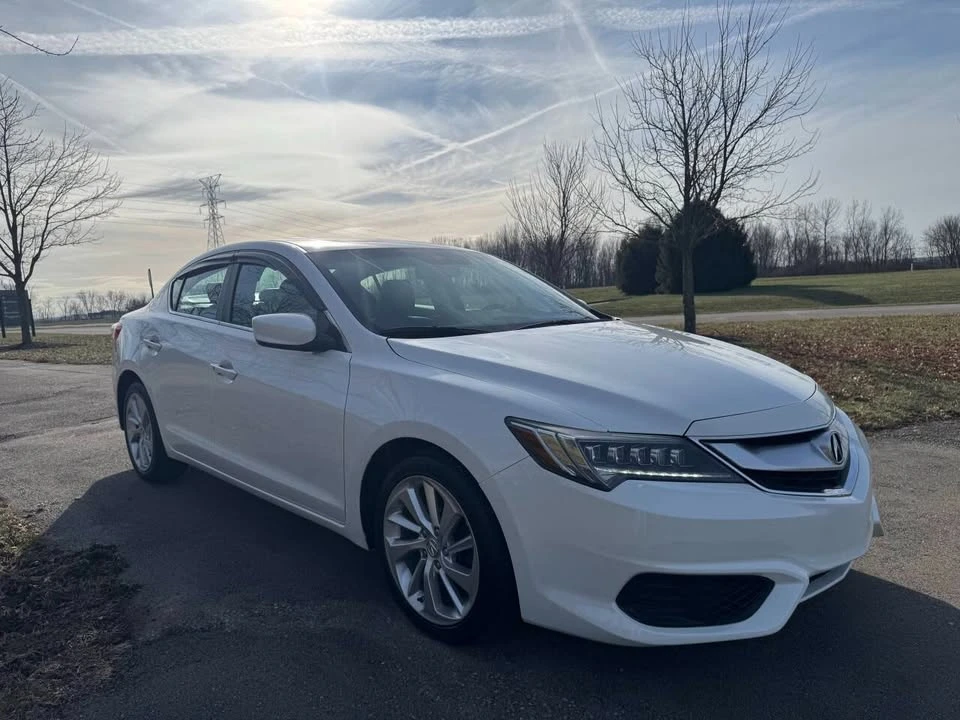 2018 Acura ILX - Image 11 of 20