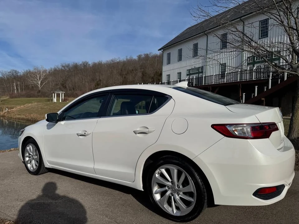 2018 Acura ILX - Image 5 of 20