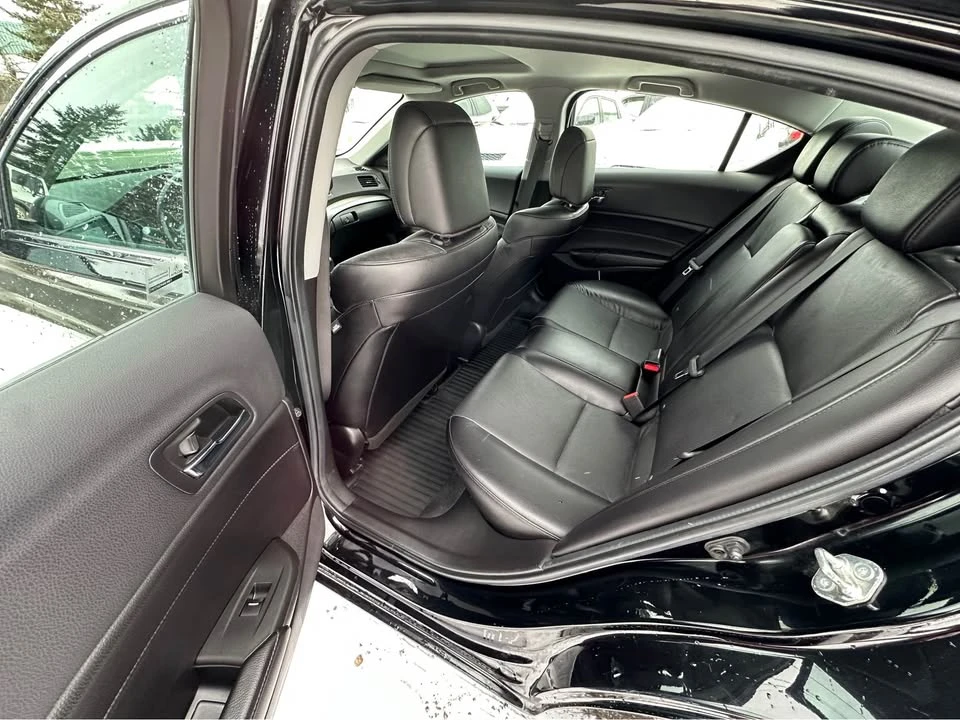 2018 Acura ILX - Image 12 of 18