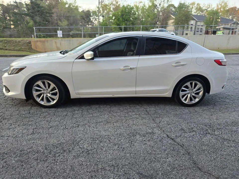 2018 Acura ILX - Image 8 of 20