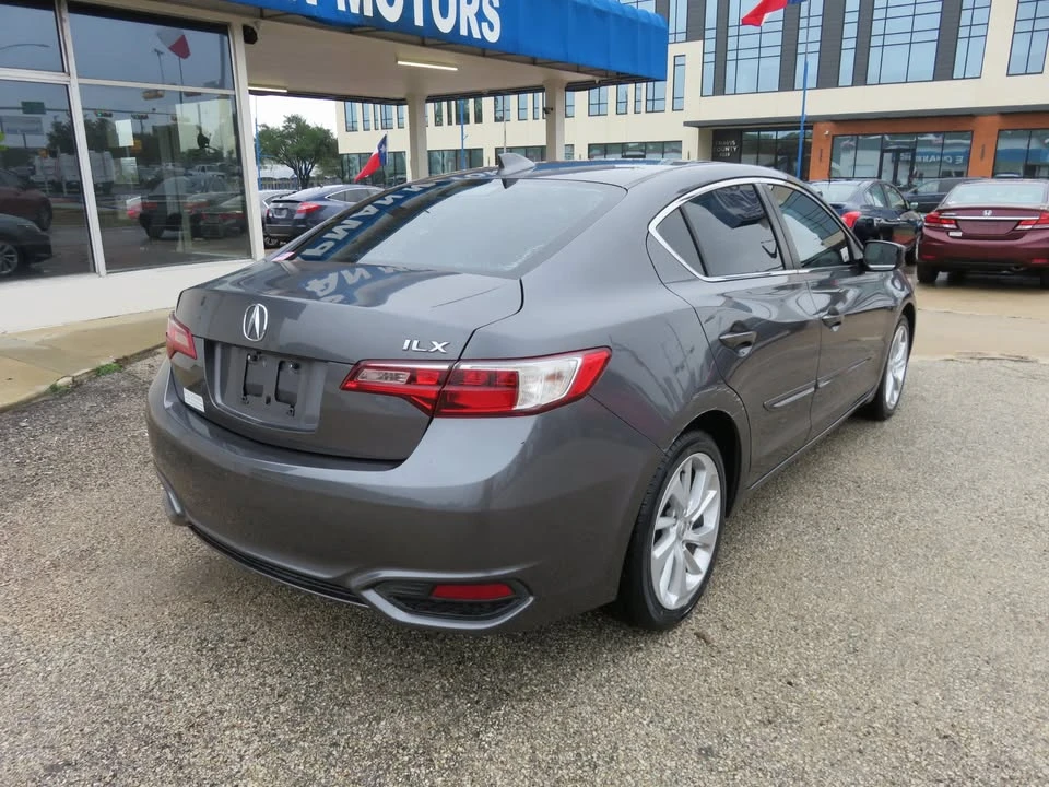 2018 Acura ILX - Image 5 of 19