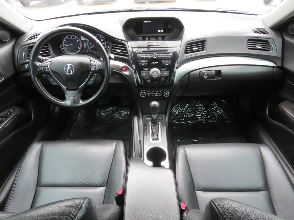 2018 Acura ILX - Image 9 of 19
