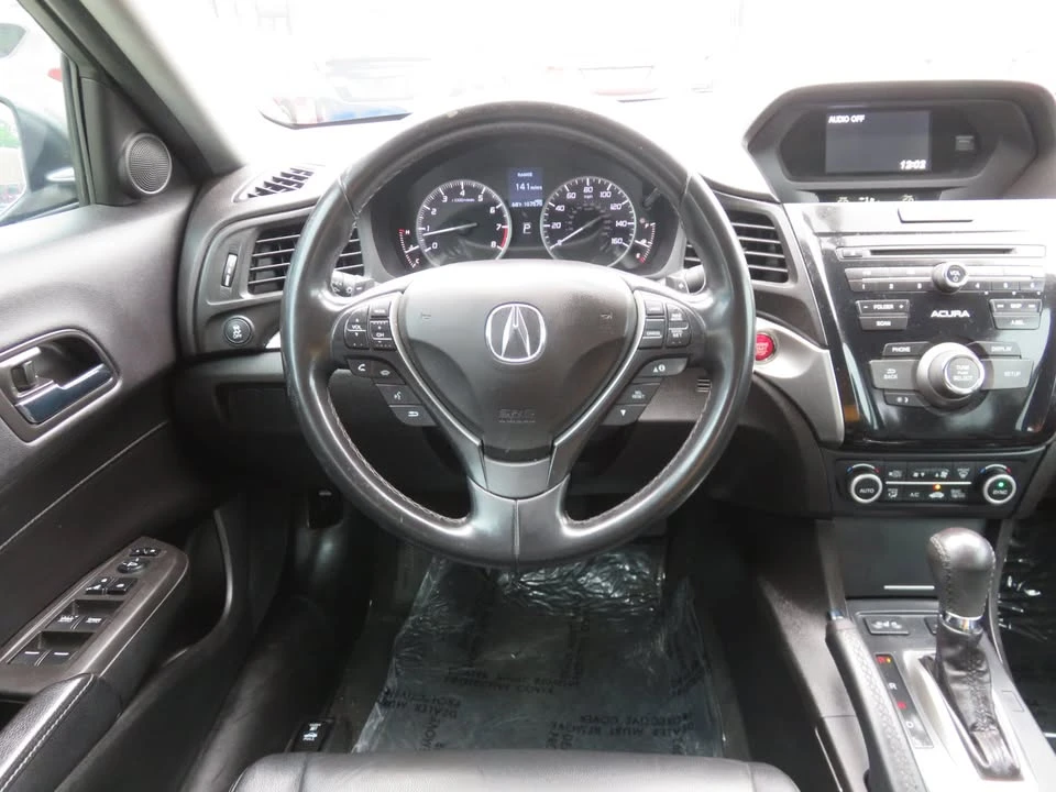 2018 Acura ILX - Image 10 of 19