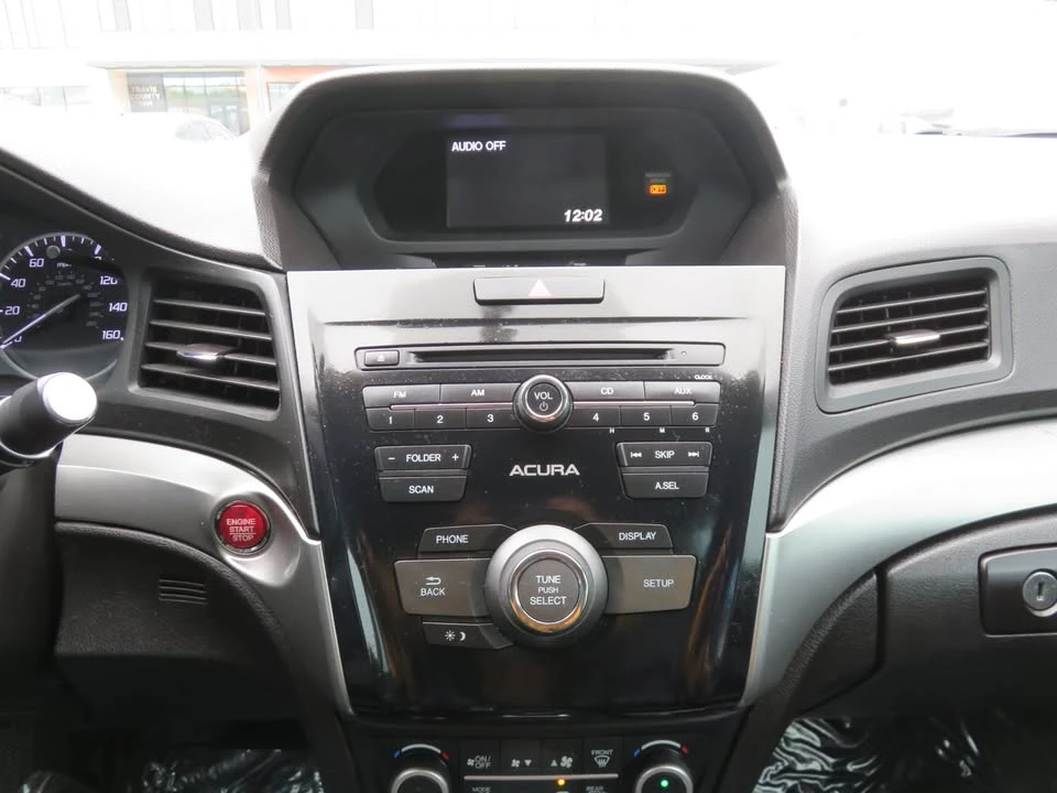 2018 Acura ILX - Image 12 of 19