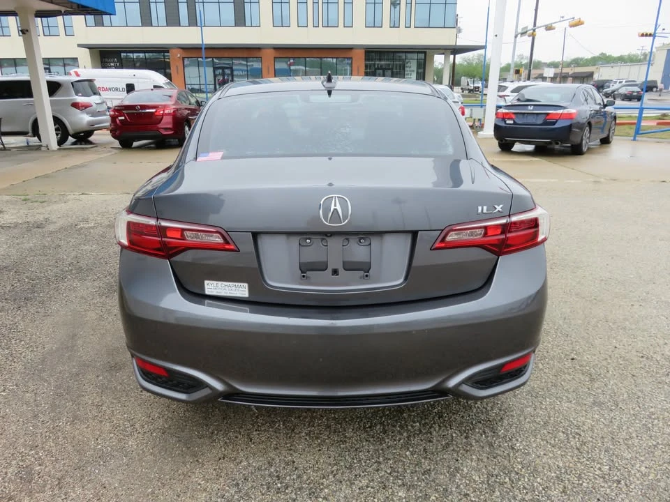 2018 Acura ILX - Image 4 of 19