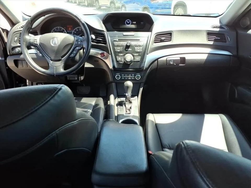 2018 Acura ILX - Image 4 of 12