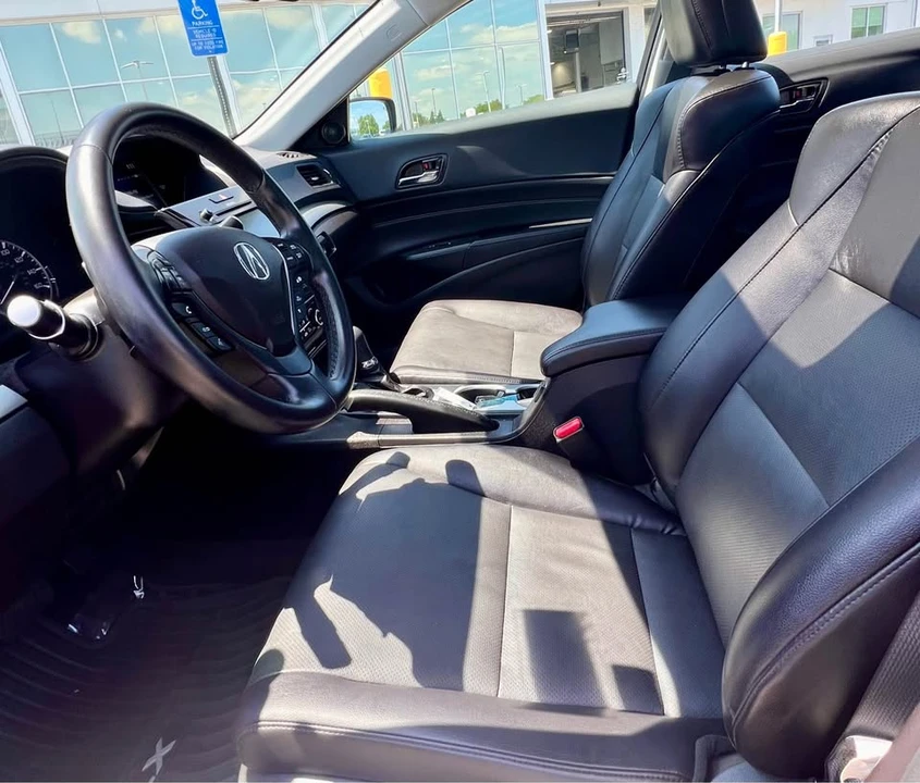 2018 Acura ILX - Image 5 of 9