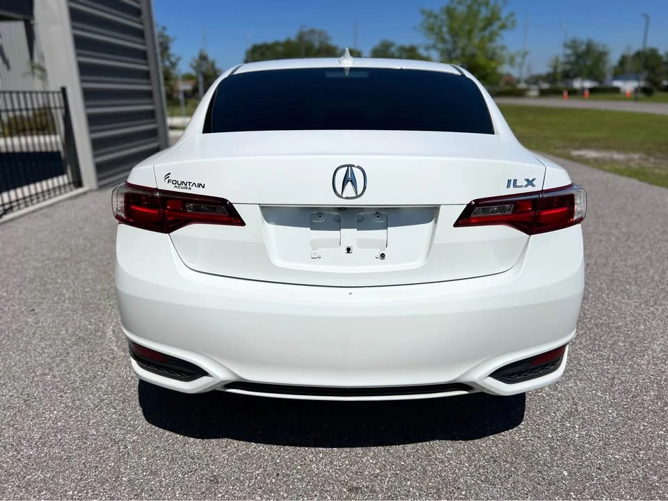 2018 Acura ILX - Image 4 of 17