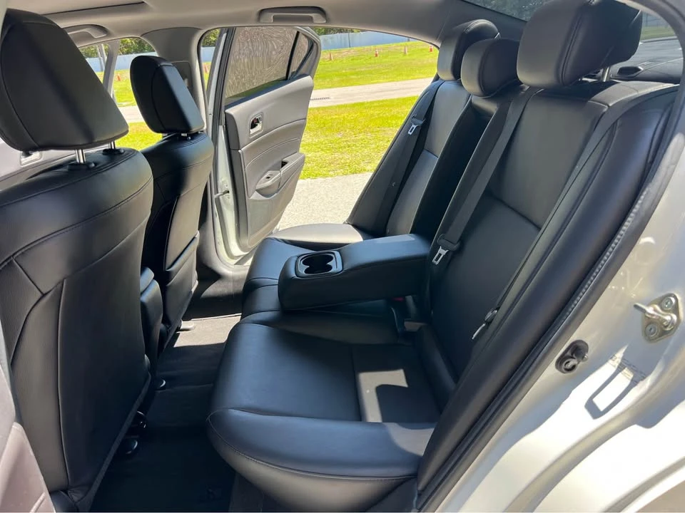 2018 Acura ILX - Image 7 of 17