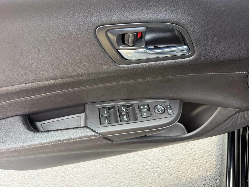 2018 Acura ILX - Image 3 of 26