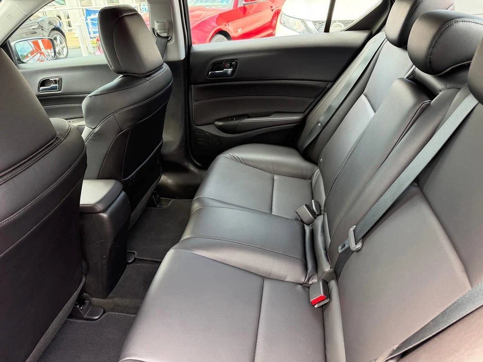 2018 Acura ILX - Image 13 of 26