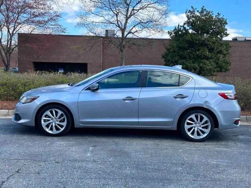 2018 Acura ILX - Image 12 of 16