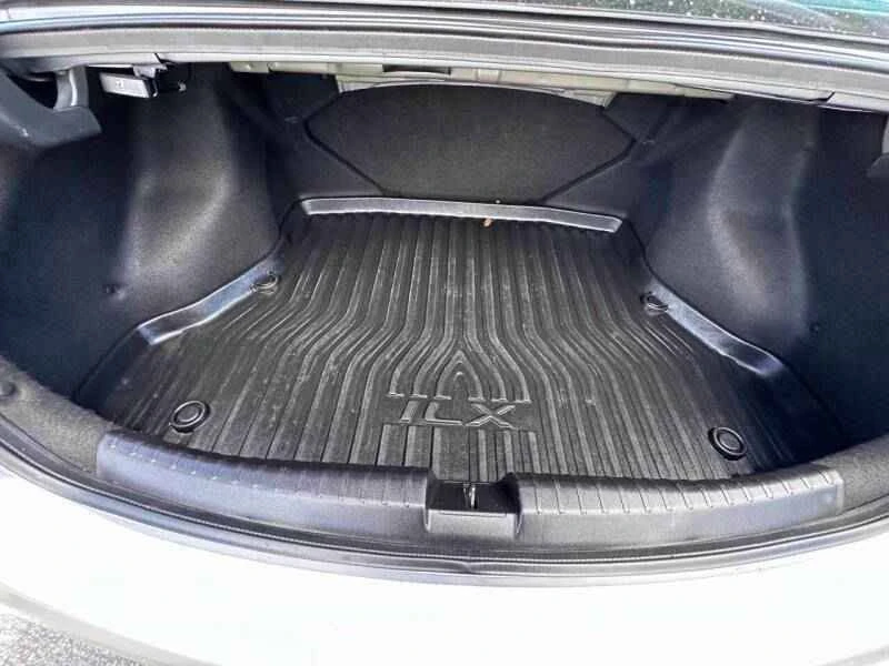 2018 Acura ILX - Image 5 of 16