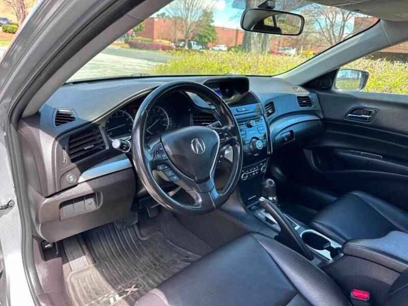 2018 Acura ILX - Image 8 of 16