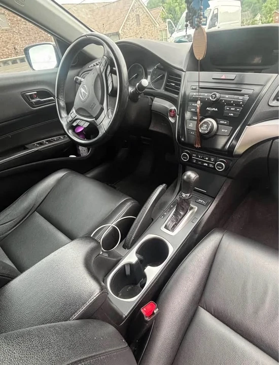 2018 Acura ILX - Image 9 of 10