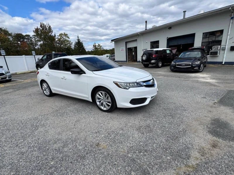 2018 Acura ILX - Image 5 of 12