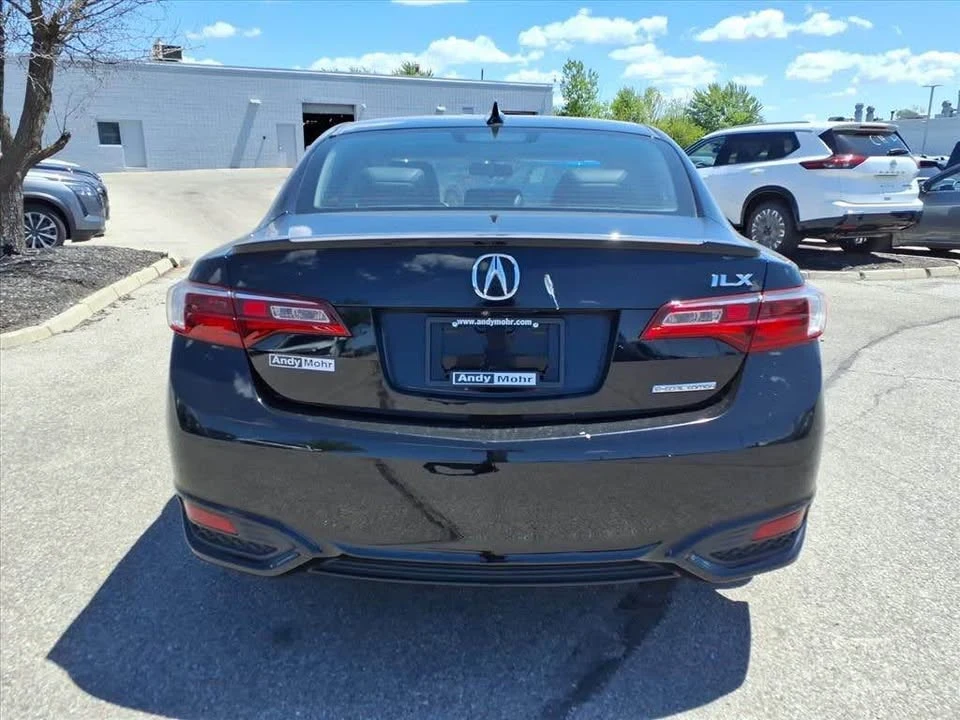 2018 Acura ILX - Image 4 of 18