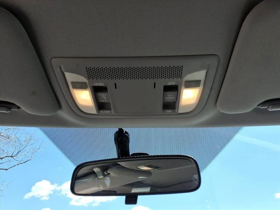2018 Acura ILX - Image 6 of 18