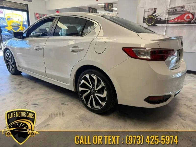 2018 Acura ILX - Image 7 of 12